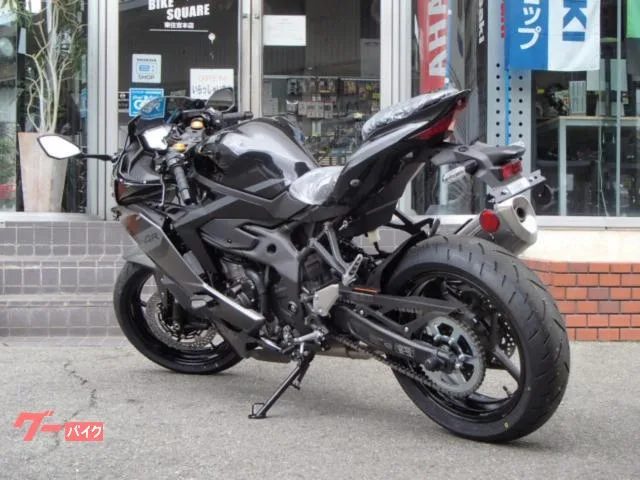 Kawasaki Ninja ZX-4R SE 2026 — миниатюра 4