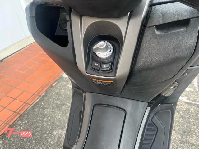 Yamaha NMAX 2022 — миниатюра 3