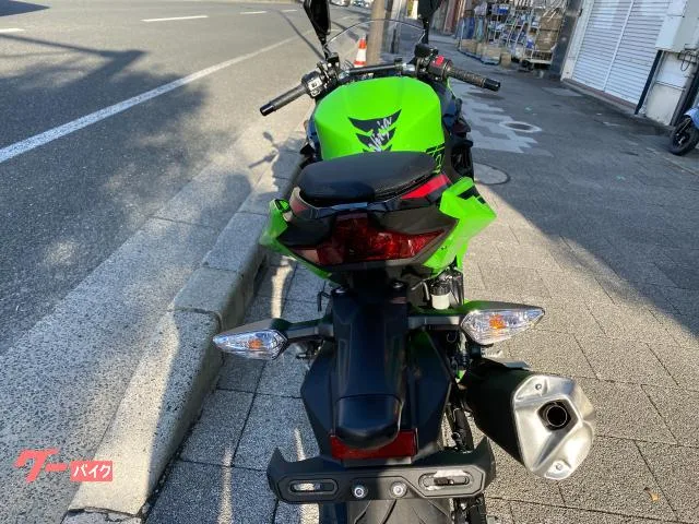 Kawasaki Ninja 400 ETC USB 2024 — миниатюра 3