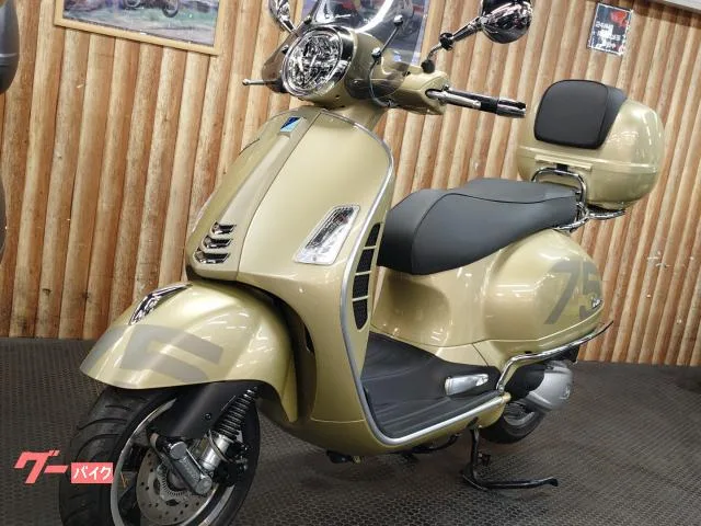 VESPA GTS 75th 2022 — миниатюра 3
