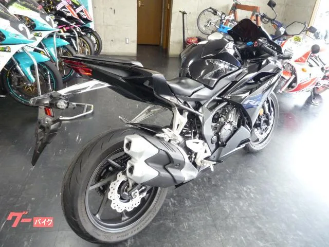Honda CBR250RR ABS 2022 — миниатюра 5