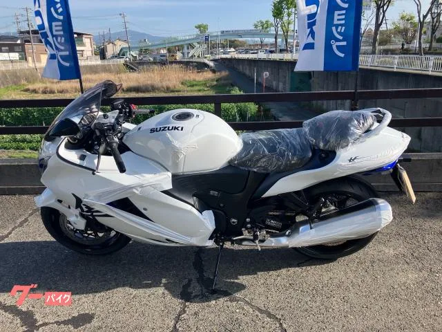 Suzuki (GSX1300R Hayabusa) 2026 — миниатюра 4