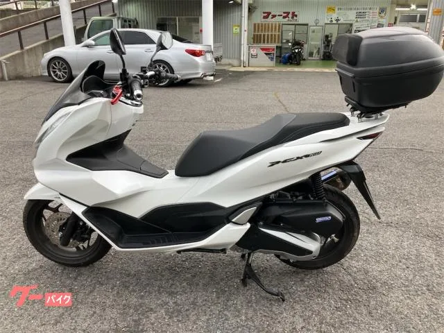 Honda PCX160 GIVI ETC USB 2024 — миниатюра 5