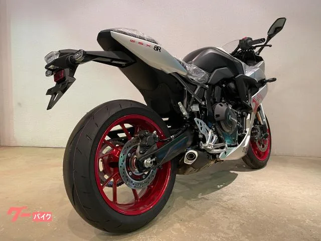 Suzuki GSX-8R 2024 — миниатюра 5
