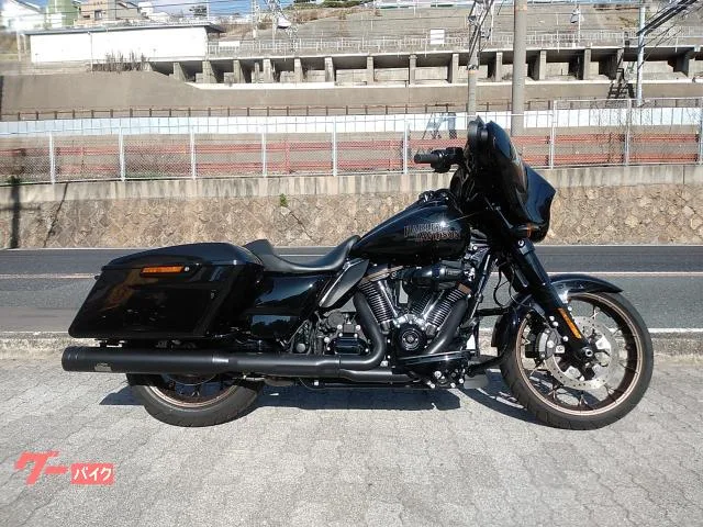 HARLEY-DAVIDSON FLHXST ST BK 2023 — фото 1, купить с доставкой в Москву