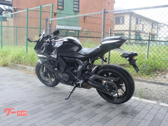 Yamaha YZF-R7 ABS 2022 — миниатюра 3