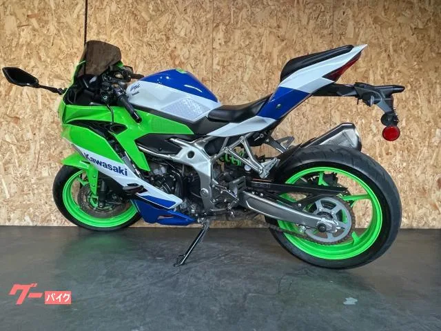 Kawasaki Ninja ZX-4RR 40 2024 — миниатюра 3