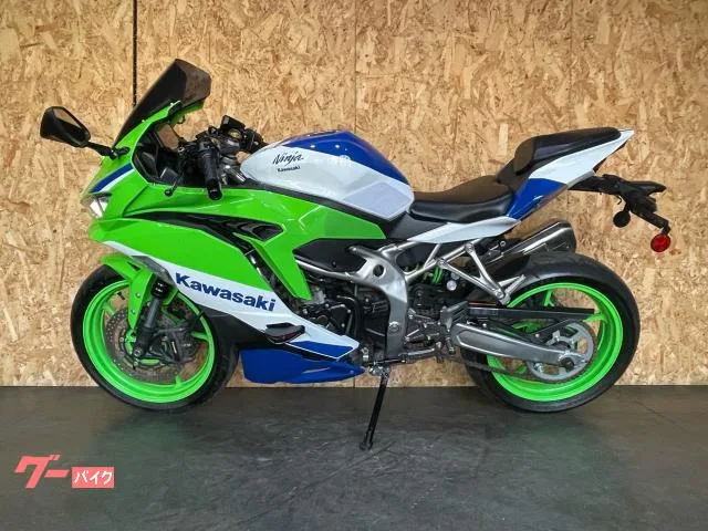 Kawasaki Ninja ZX-4RR 40 2024 — миниатюра 5