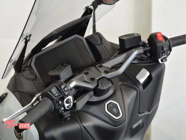 Yamaha TMAX560 TECH MAX 2026 — миниатюра 3