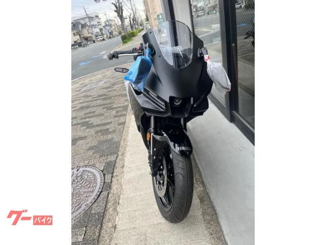 Yamaha YZF-R25 2025 — миниатюра 2
