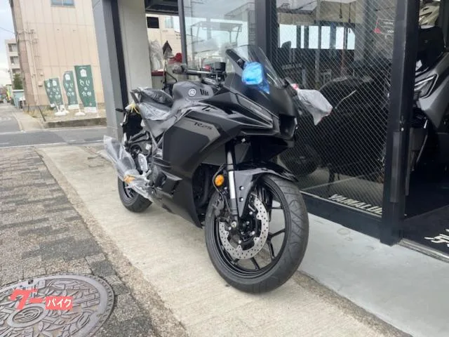 Yamaha YZF-R25 2025 — миниатюра 3