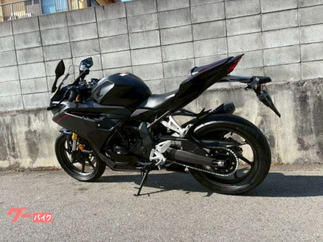Honda CBR250RR 2023 — миниатюра 2