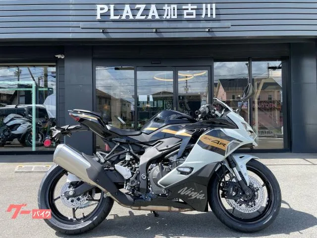 Kawasaki Ninja ZX-4R SE 3 2026 — фото 1, купить с доставкой в Москву