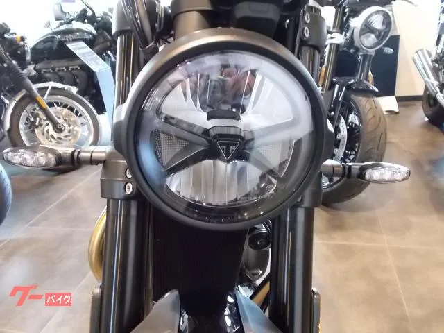 TRIUMPH 900 2025 — миниатюра 5