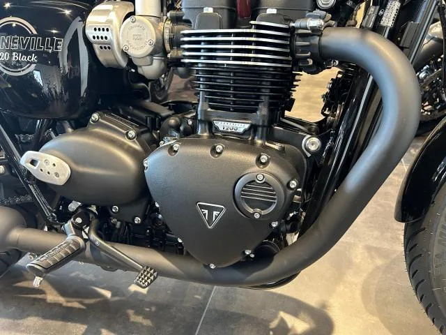 TRIUMPH T120BLACK 2026 — миниатюра 3