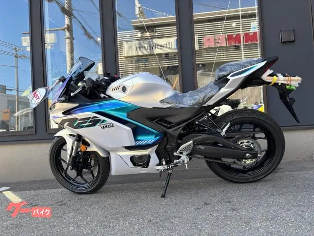Yamaha YZF-R25 ABS 2025 — миниатюра 2