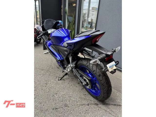 Yamaha YZF-R15 2023 - ABS 2023 — миниатюра 3