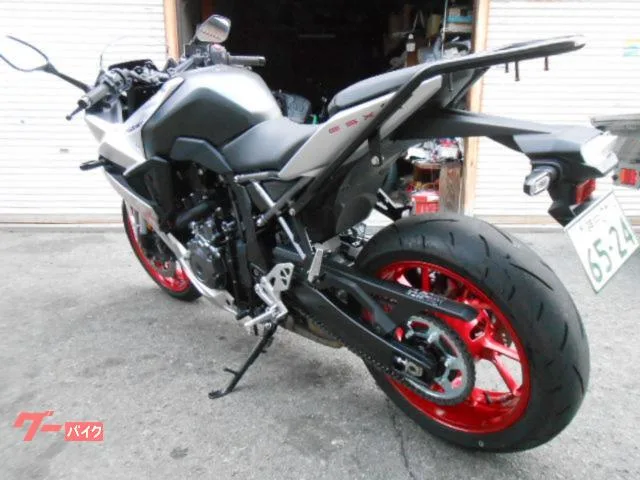 Suzuki GSX-8R ETC2.0 USB 2024 — миниатюра 5