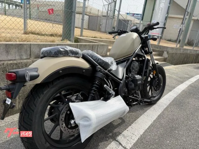 Honda 250 E-Clutch 2025 — миниатюра 4