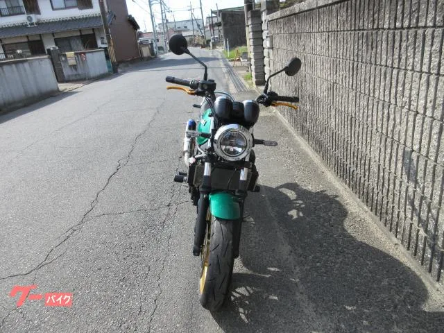 Kawasaki Z650RS ETC USB 2023 — миниатюра 2