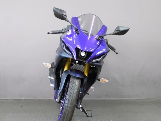 Yamaha YZF-R15 2023 — миниатюра 4