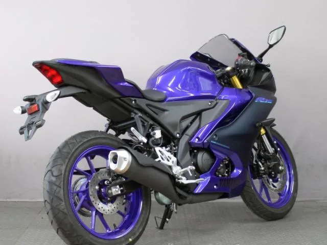 Yamaha YZF-R15 2023 — миниатюра 5