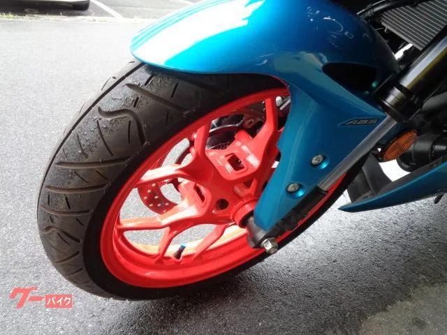 Yamaha YZF-R25 2022 — миниатюра 3