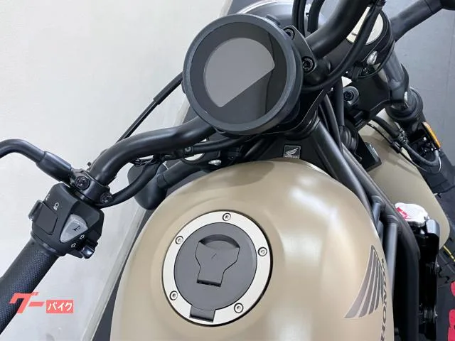 Honda 250 E-Clutch 2025 — миниатюра 4