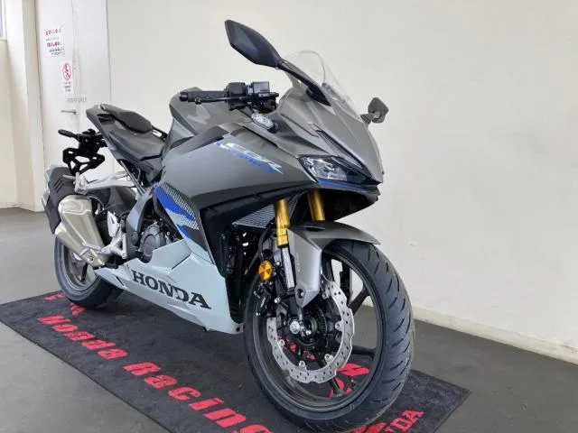 Honda CBR250RR 2025 — миниатюра 2