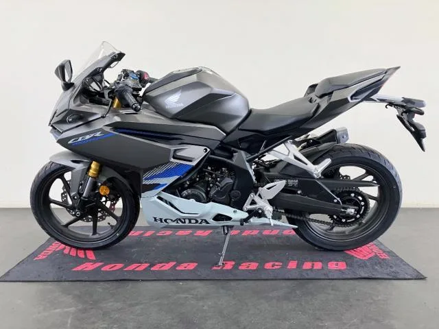 Honda CBR250RR 2025 — миниатюра 3