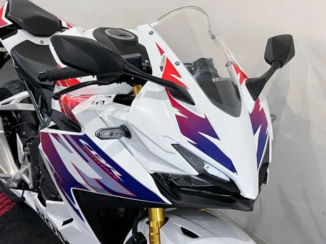 Honda CBR250RR 2025 — миниатюра 5