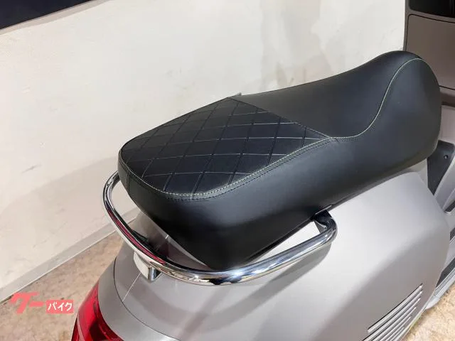 VESPA GTS 300 2023 — миниатюра 3