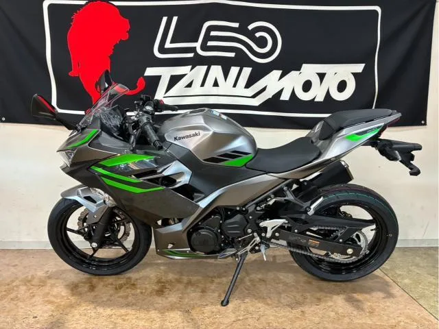 Kawasaki Ninja 400 2026 — миниатюра 2