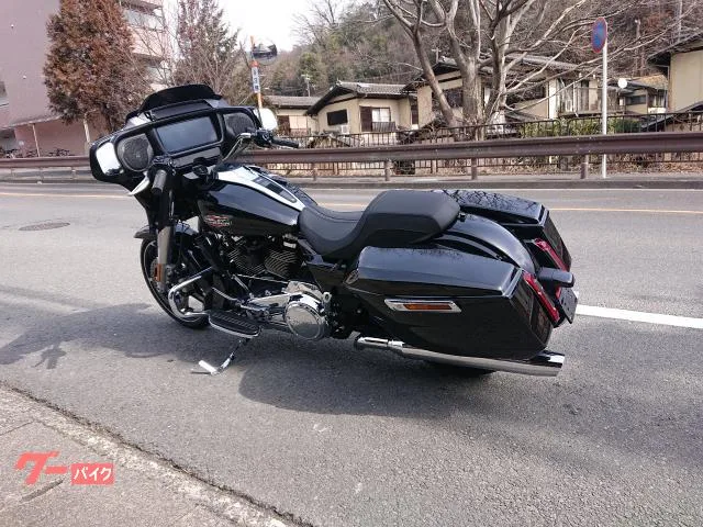 HARLEY-DAVIDSON FLHX 2024 — миниатюра 3
