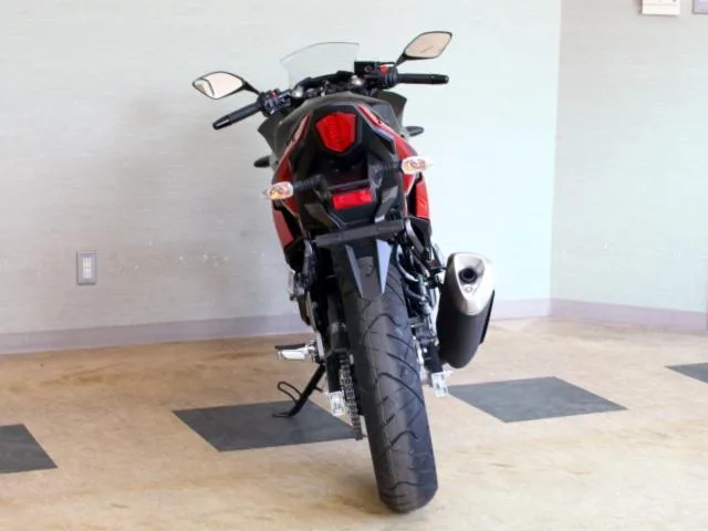 Suzuki GSX250R ABS 24 LED 2024 — миниатюра 3