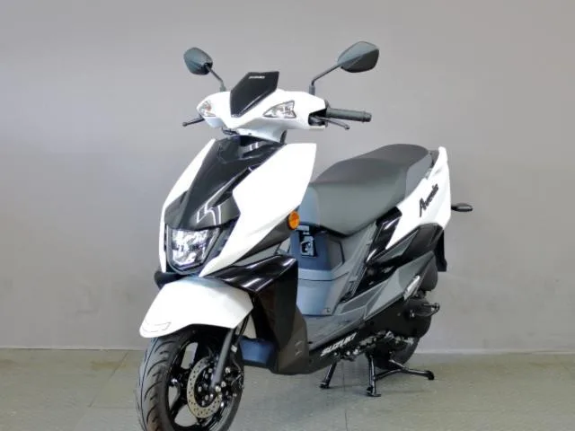 Suzuki 125 2026 2026 — миниатюра 3