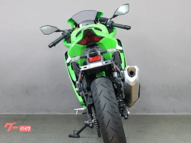 Kawasaki Ninja ZX-4RR 2026 — миниатюра 3