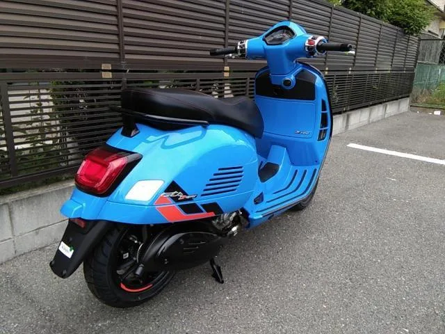VESPA GTS 300 2025 — миниатюра 5