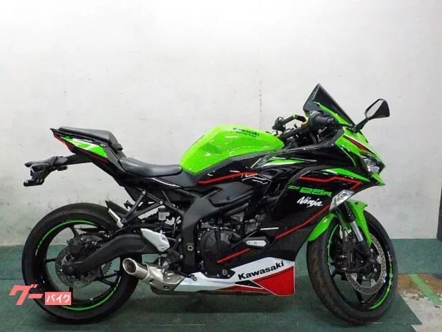 Kawasaki Ninja ZX-25R SE ETC USB 2022 — миниатюра 2