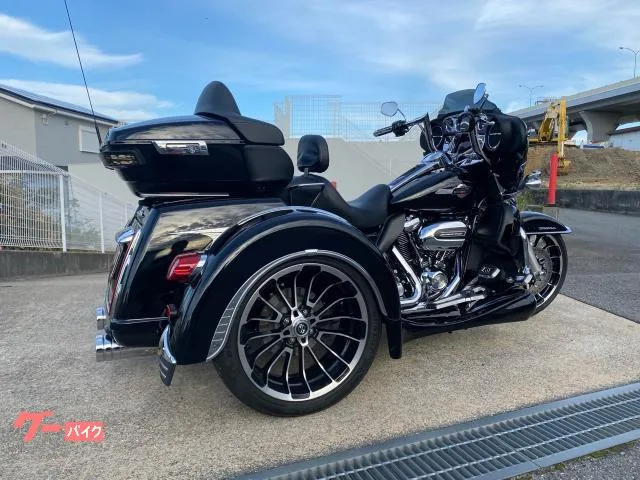 HARLEY-DAVIDSON FLHTCUTG 2 2023 — миниатюра 3