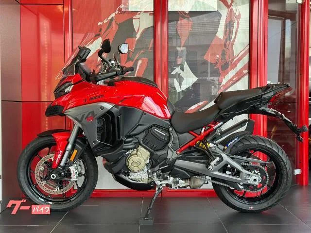 DUCATI V4S 2025 — миниатюра 2