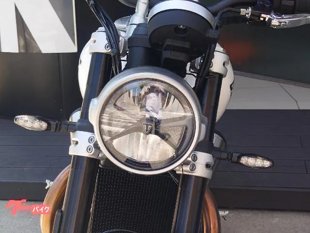 TRIUMPH 1200 2025 — миниатюра 5