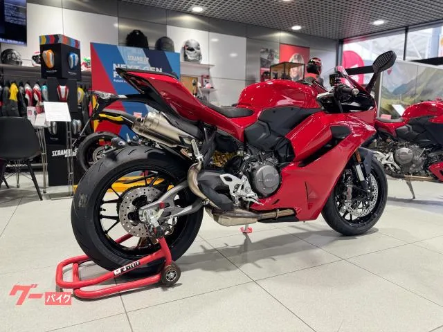 DUCATI V2 2025 — миниатюра 2