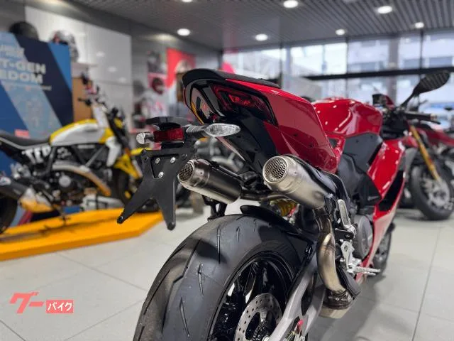 DUCATI V2 2025 — миниатюра 3