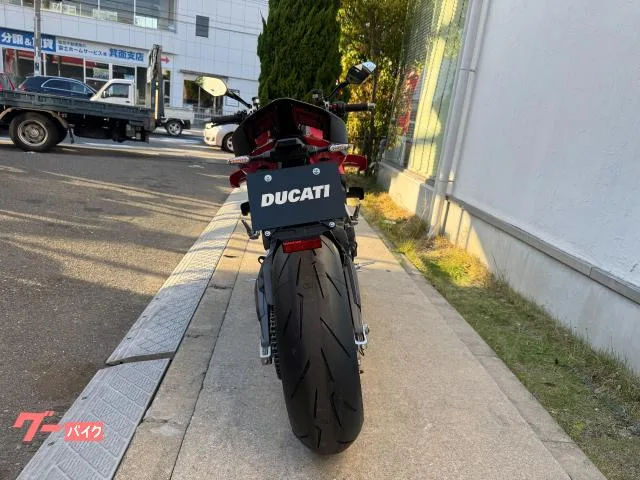 DUCATI V4S 2026 — миниатюра 2