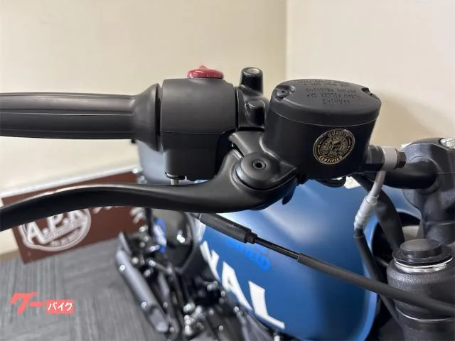 ROYAL ENFIELD 350 2025 — миниатюра 2
