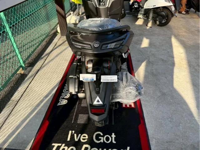 Yamaha NMAX USB 4SOHC4 TYPE-C 2025 — миниатюра 4