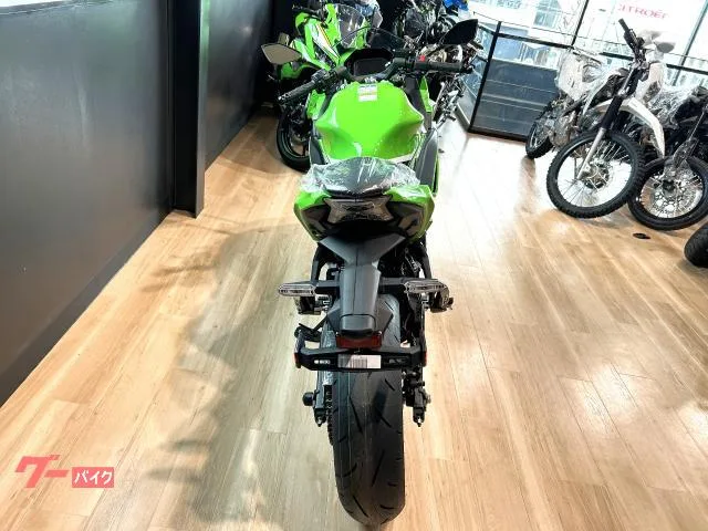 Kawasaki Ninja 650 KRT EDITION ABSETC2.0 2026 — миниатюра 5