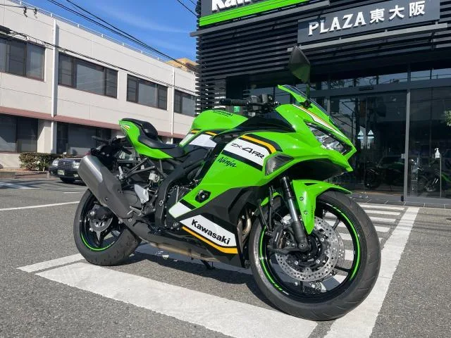 Kawasaki Ninja ZX-4RR 2025 — миниатюра 3