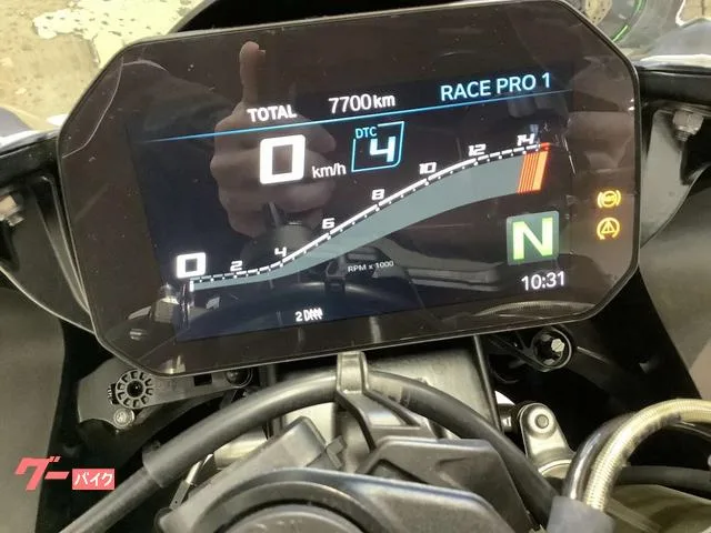 BMW S1000RR 2023 — миниатюра 5